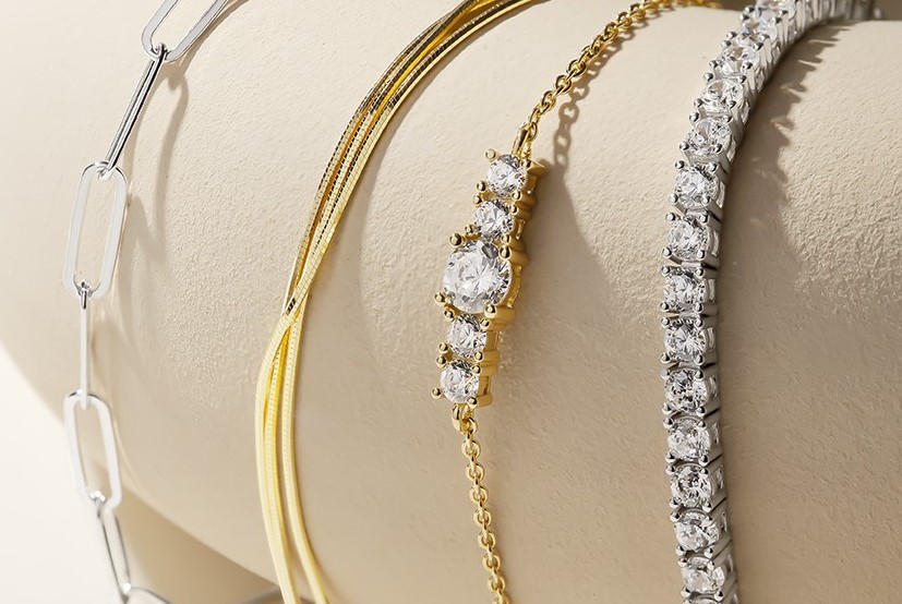 Armbaender-Magazinteaser1